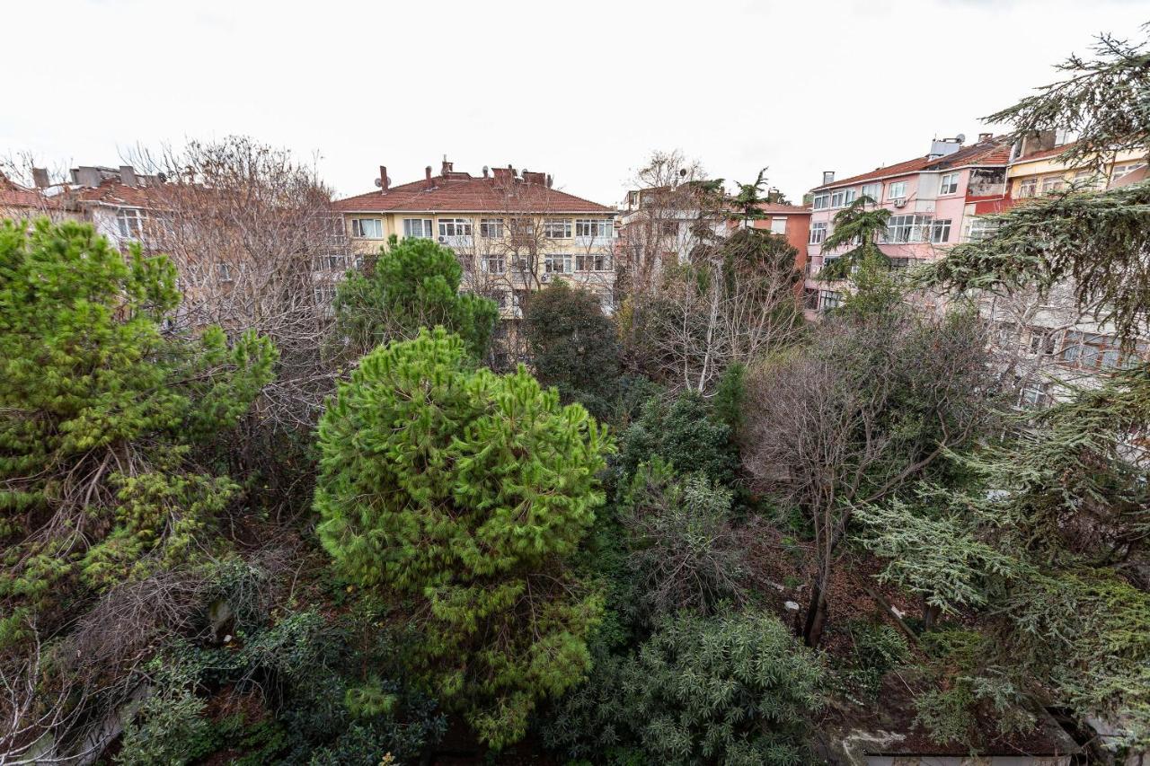 Charming Apartment Surrounded By Vibrant Attractions In Kadikoy Istanbul Ngoại thất bức ảnh